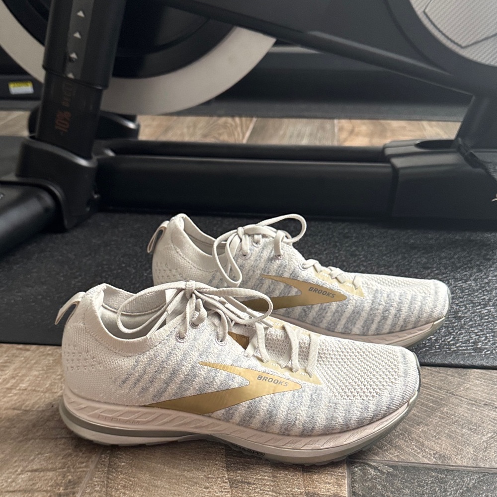 Brooks Women's White and Gold Athletic Running Shoes